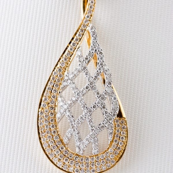 Diamond pendant