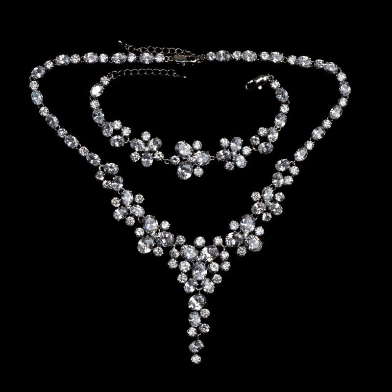 Round & Marquise Diamond Necklace - Gemstones City